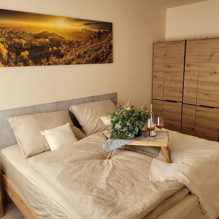 Apartamento Zamek Na Dlani Mikulov Exterior foto