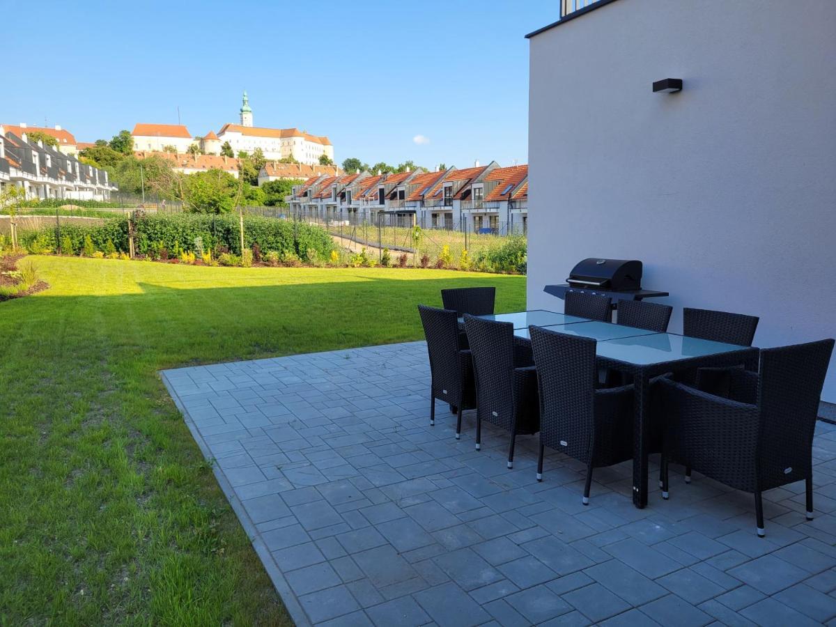 Apartamento Zamek Na Dlani Mikulov Exterior foto
