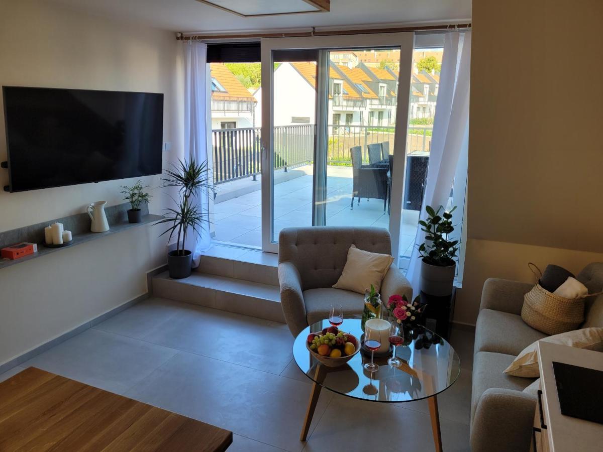 Apartamento Zamek Na Dlani Mikulov Exterior foto