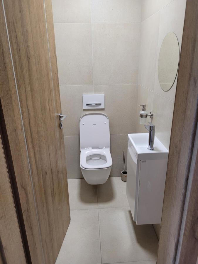 Apartamento Zamek Na Dlani Mikulov Exterior foto