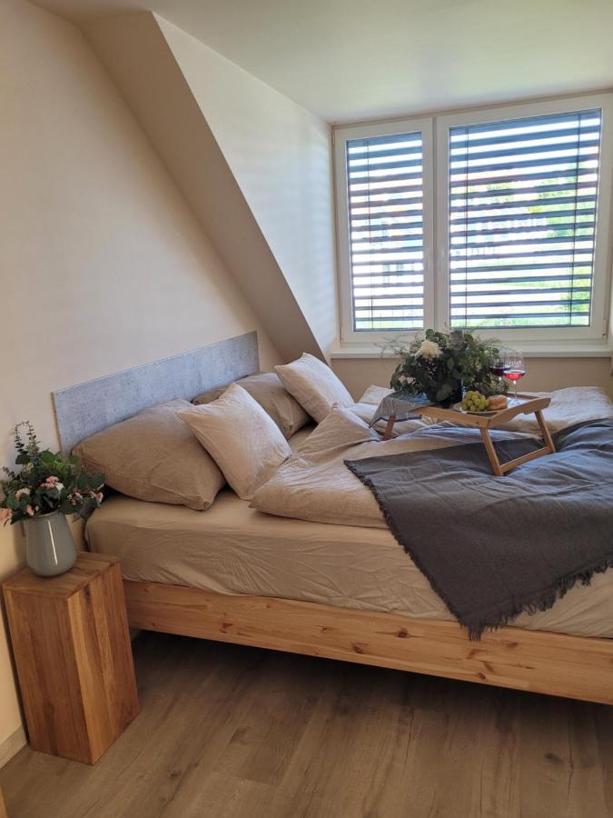 Apartamento Zamek Na Dlani Mikulov Exterior foto